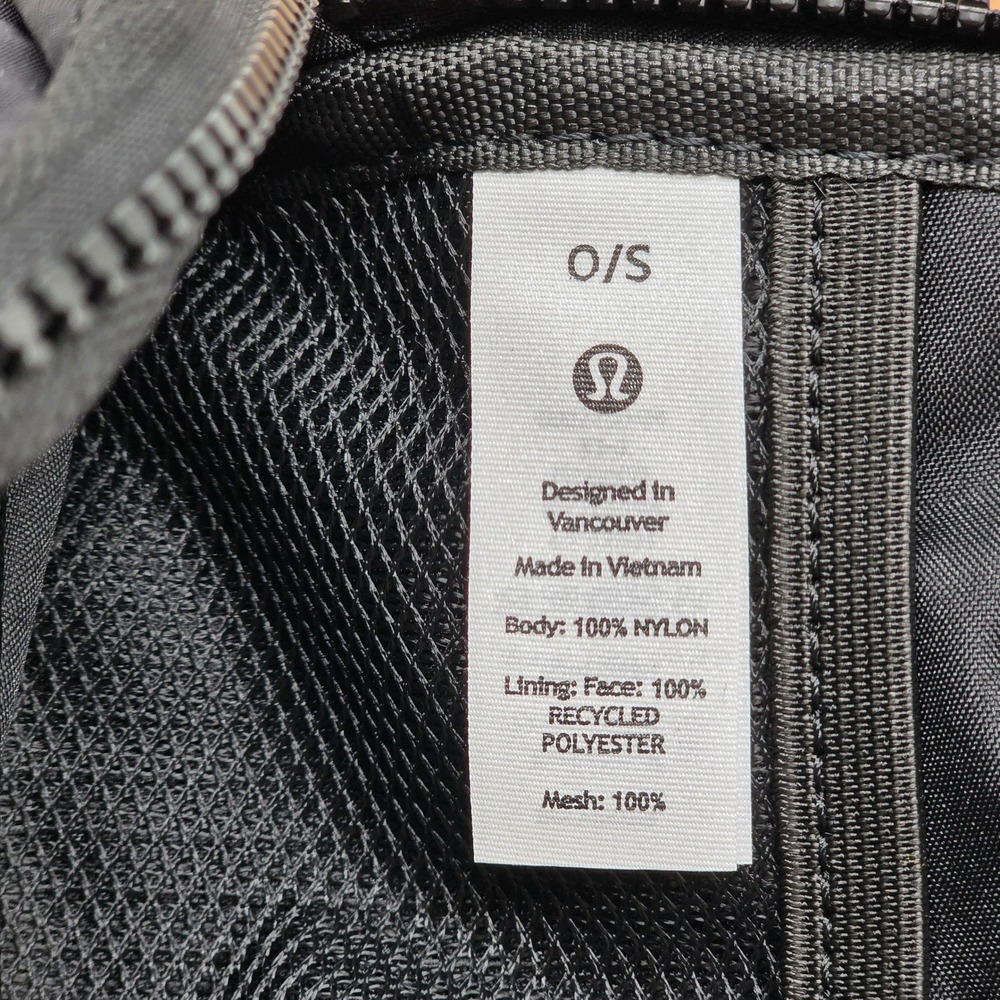 Lululemon Everywhere Belt Bag 1L Black Waist Pack Crossbody LU9AX2S NWT - Picture 3 of 10
